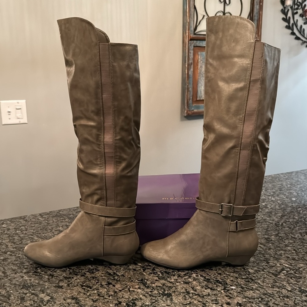 Madden girl tall zilch taupe boots NIB 8.5